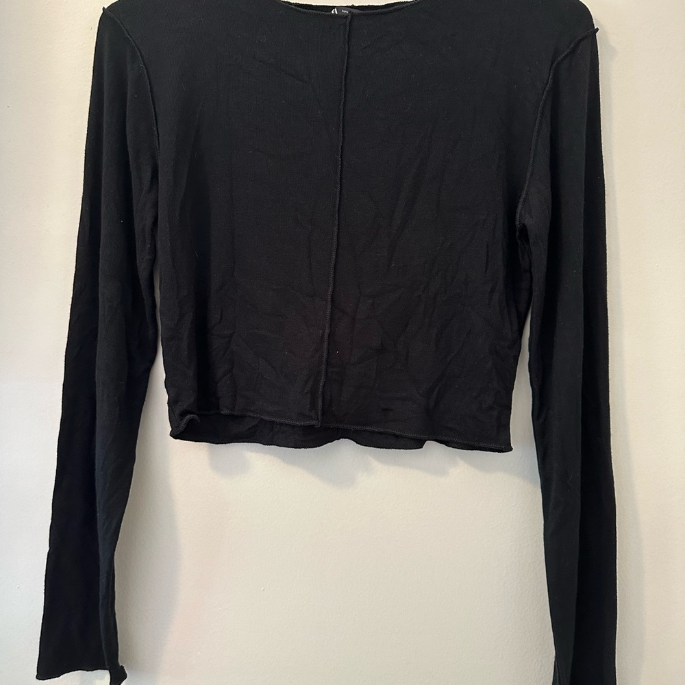 Zara long sleeves tshirt seams on the outside